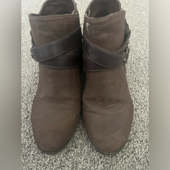 Booties - Picture 4 of 4